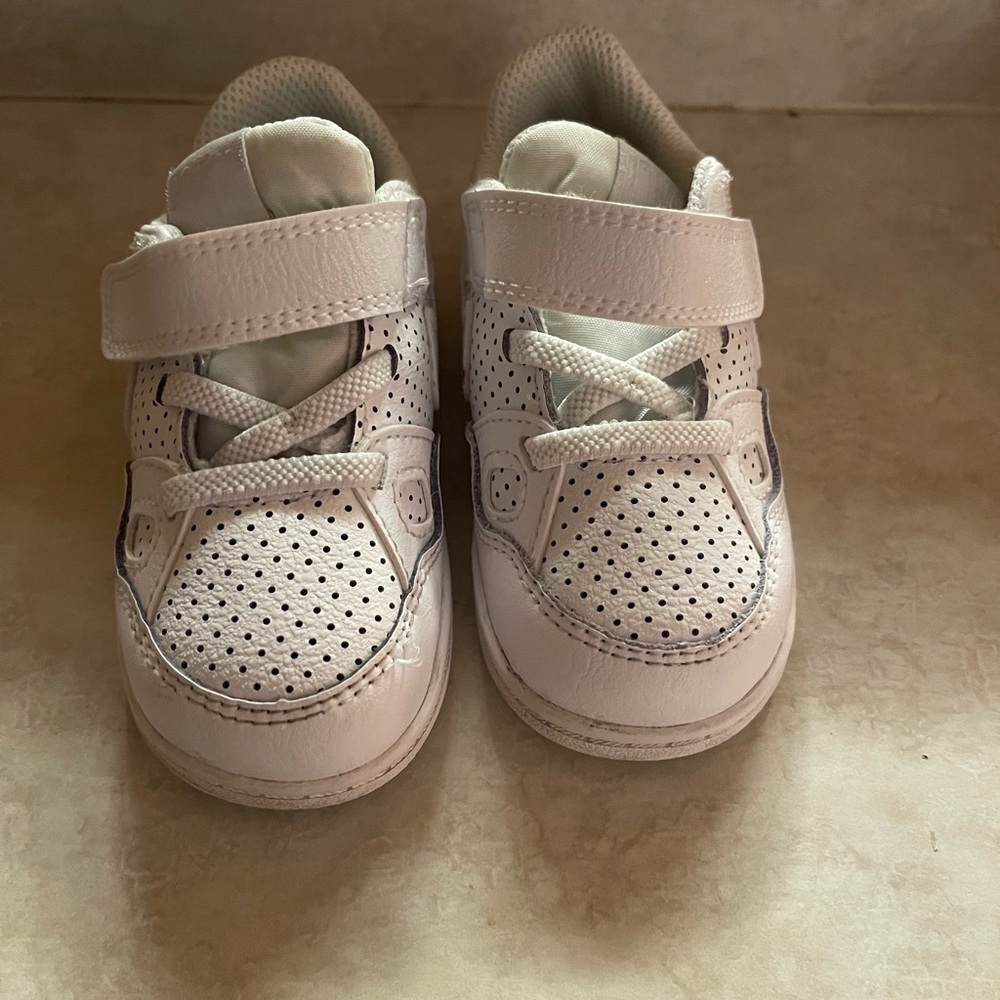Nike son of forces